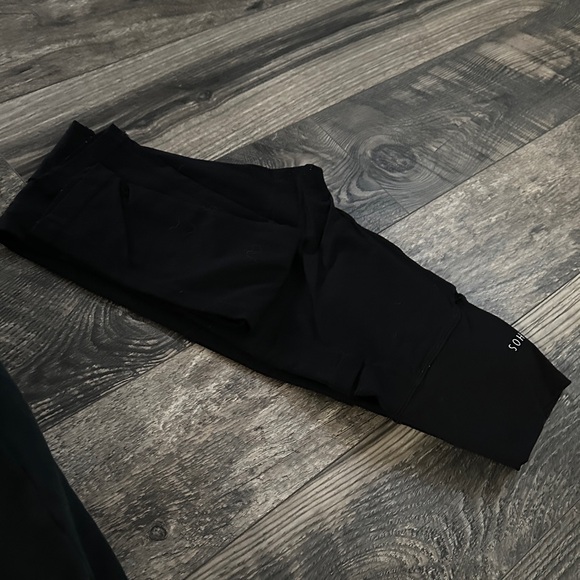 Set of 6 ethos and old navy Leggings Set - Camouflage, Green, and Black - Picture 12 of 15